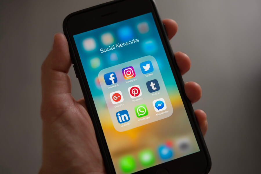 The Stressed Marketer's Guide to Lead Generation with Social Media graphic