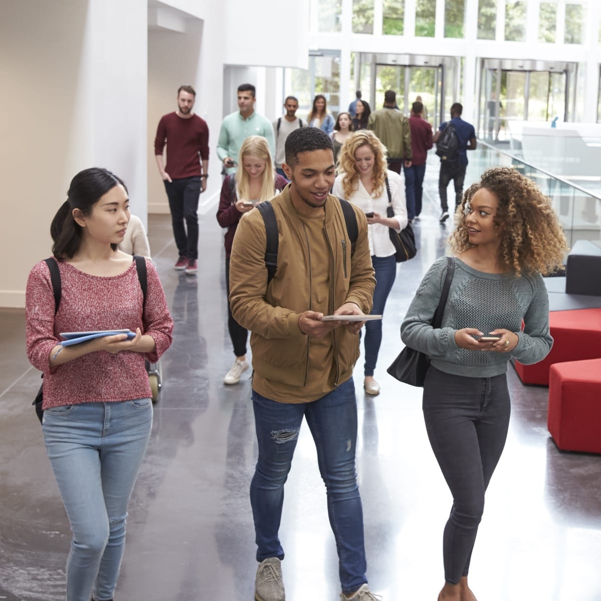 10 Actionable Tips for Simplifying Your Campus Event Planning graphic