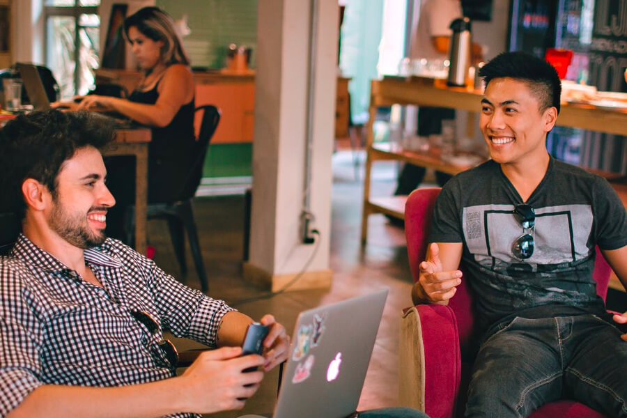 How Small Businesses Engage in E-commerce graphic