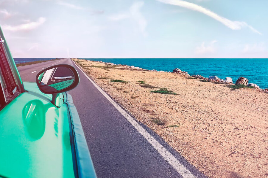 4 Ways to Use Summer Break to Strengthen Your Branding graphic